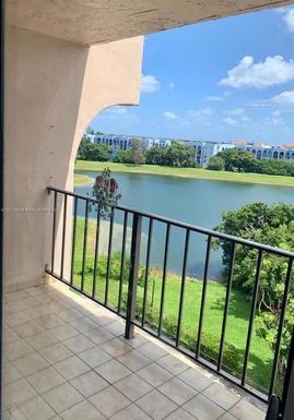 9682 Fontainebleau Blvd # 602, Miami FL 33172