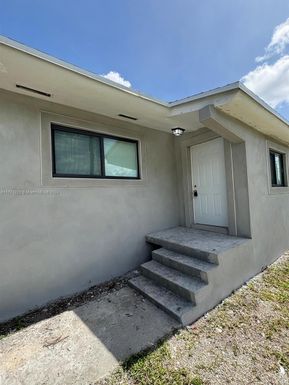 5601 NW 31st Ave # B, Miami FL 33142