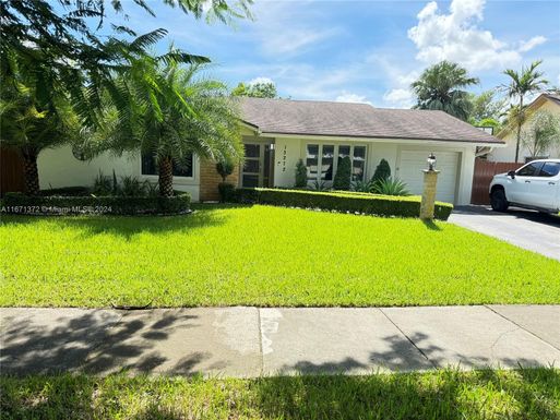 13272 SW 100th Ter, Miami FL 33186