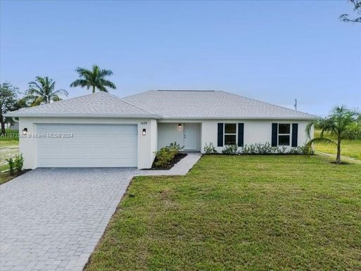 1628 NW 17th ST, Cape Coral FL 33993