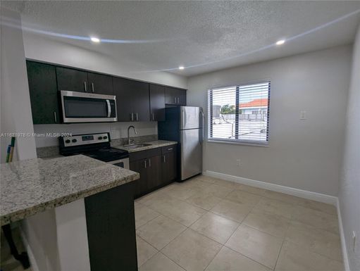 4650 W Flagler St # 4, Miami FL 33134