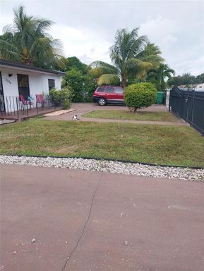 3324 NW 181st St, Miami Gardens FL 33056