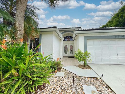 9444 Peabody Ct, Boca Raton FL 33496