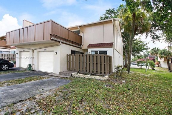 8206 NW 9th Ct # 1, Plantation FL 33324