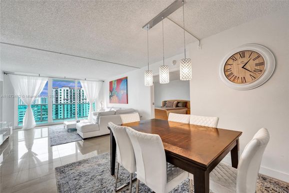 100 Bayview Dr # 1529, Sunny Isles Beach FL 33160