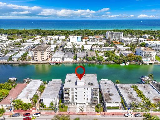 8305 Crespi Blvd # 3C, Miami Beach FL 33141