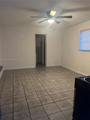 5743 Lincoln St # 2, Hollywood FL 33021