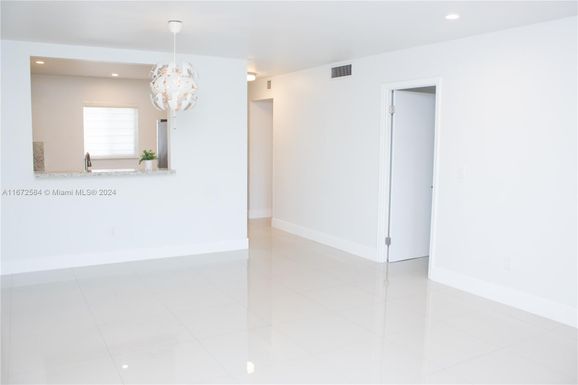 7865 Camino Real # 403, Miami FL 33143