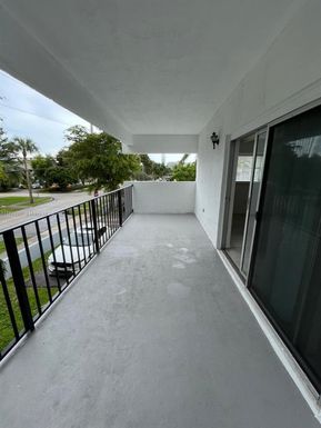 16508 NE 26th Ave # 205, North Miami Beach FL 33160