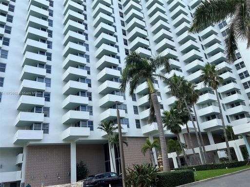 2899 Collins Ave # 645, Miami Beach FL 33140