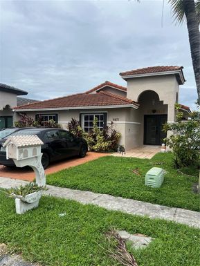 9871 NW 123rd Ter, Hialeah Gardens FL 33018