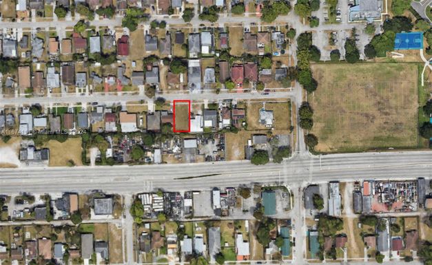 5226 Fletcher St, Hollywood FL 33021