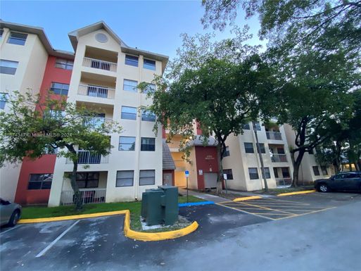 8120 Geneva Ct # 349, Doral FL 33166