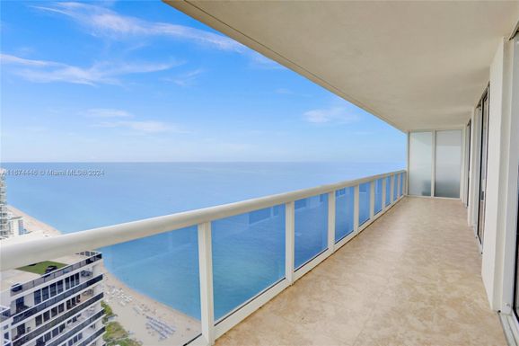 1830 S Ocean Dr # 5008, Hallandale Beach FL 33009