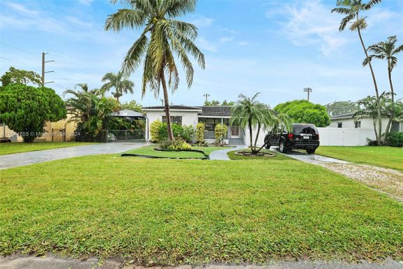 460 Forrest Dr, Miami Springs FL 33166