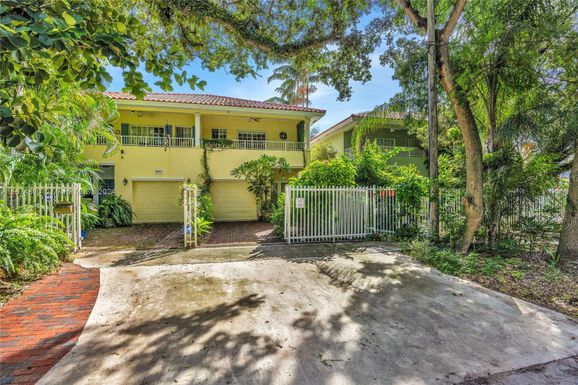 3233 Gifford Ln # 3233, Coconut Grove FL 33133