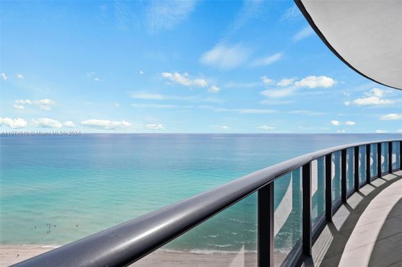 18555 Collins Ave # 2105, Sunny Isles Beach FL 33160