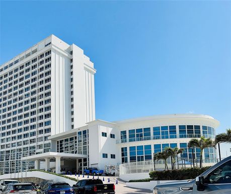 5445 Collins Ave # 1520, Miami Beach FL 33140