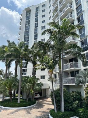 1688 West Ave # 307, Miami Beach FL 33139