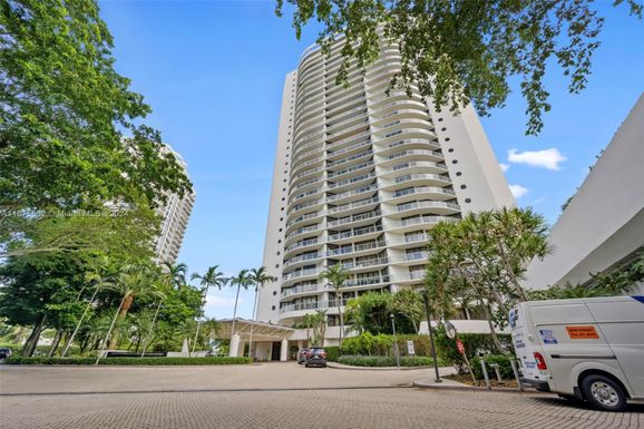 4000 Island Blvd # 903, Aventura FL 33160