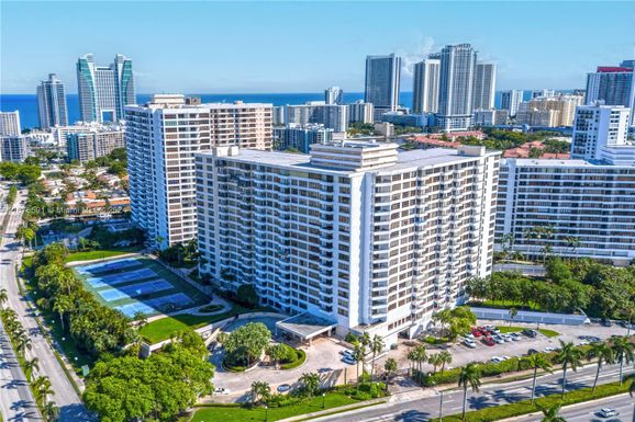 600 Three Islands Blvd # 1602, Hallandale Beach FL 33009