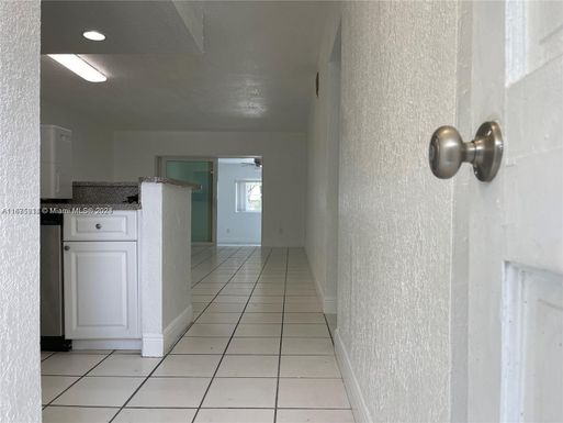 9760 SW 184th St # 4C, Cutler Bay FL 33157