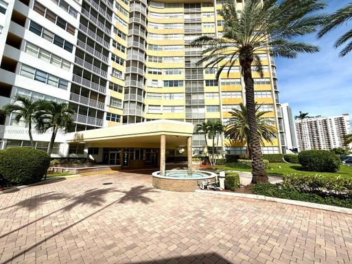 100 Golden Isles Dr # 911, Hallandale Beach FL 33009