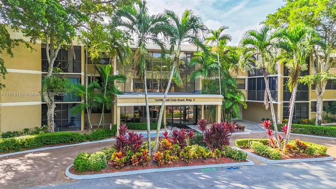 16200 Golf Club Rd # 309, Weston FL 33326