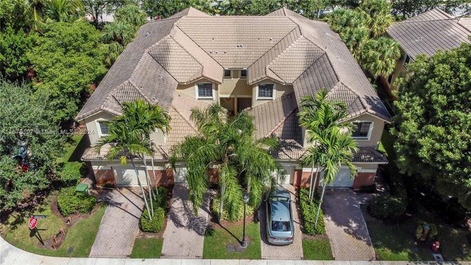 4333 Vineyard Cir # 4333, Weston FL 33332