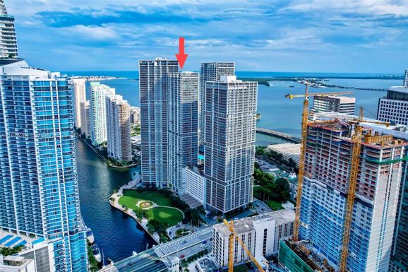 475 Brickell Ave # 1810, Miami FL 33131