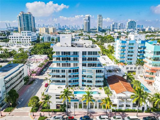 200 Ocean Dr # 6B, Miami Beach FL 33139