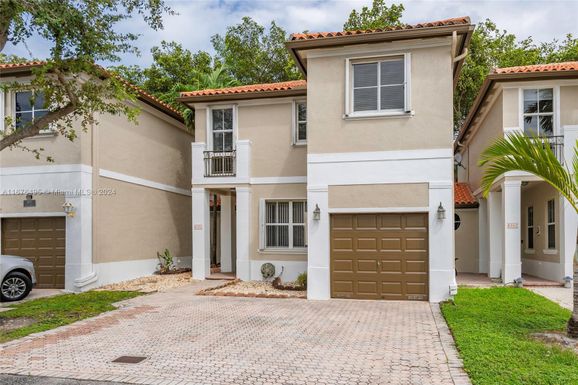 8373 NW 144th Ter, Miami Lakes FL 33016