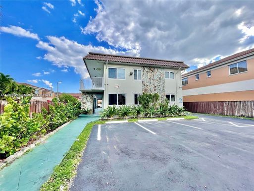 174 E 5th St # 3, Hialeah FL 33010