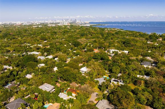 4191 Braganza Ave, Coconut Grove FL 33133