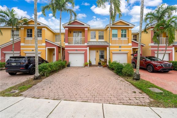 2239 Shoma Dr, Royal Palm Beach FL 33414