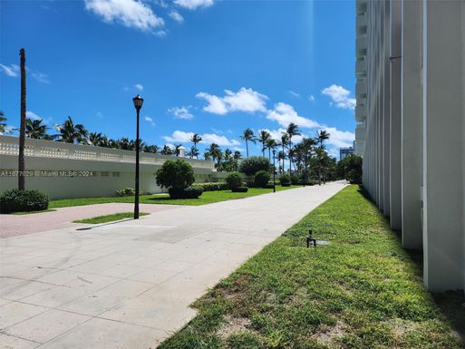 2899 Collins Ave # 31, Miami Beach FL 33140