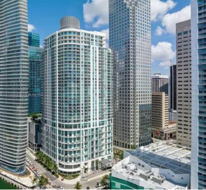 300 S Biscayne Blvd # 3516, Miami FL 33131