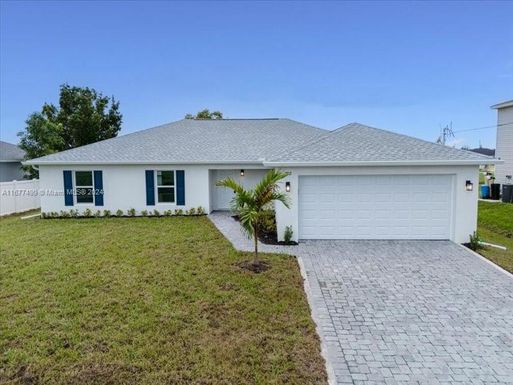 1012 NW 11th PL, Cape Coral FL 33993