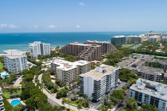 150 Ocean Lane Dr # 10E, Key Biscayne FL 33149