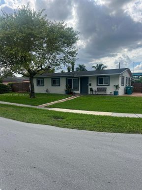 20180 NW 14th Ct, Miami Gardens FL 33169