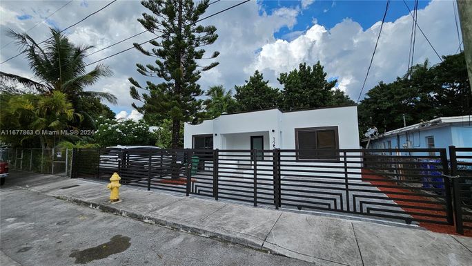 1251 NW 26 # 1251, Miami FL 33142