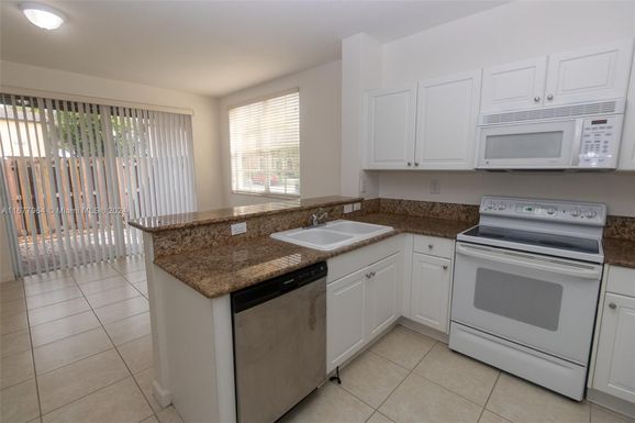 9237 SW 227th St # 2, Cutler Bay FL 33190