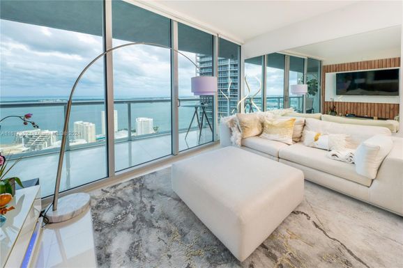 465 Brickell Ave # 4705, Miami FL 33131