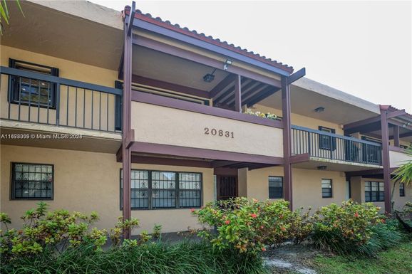 20831 San Simeon Way # 104, Miami FL 33179