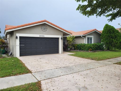 10141 SW 16th Ct, Davie FL 33324