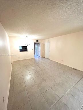 6570 Royal Palm Blvd # 107J, Margate FL 33063