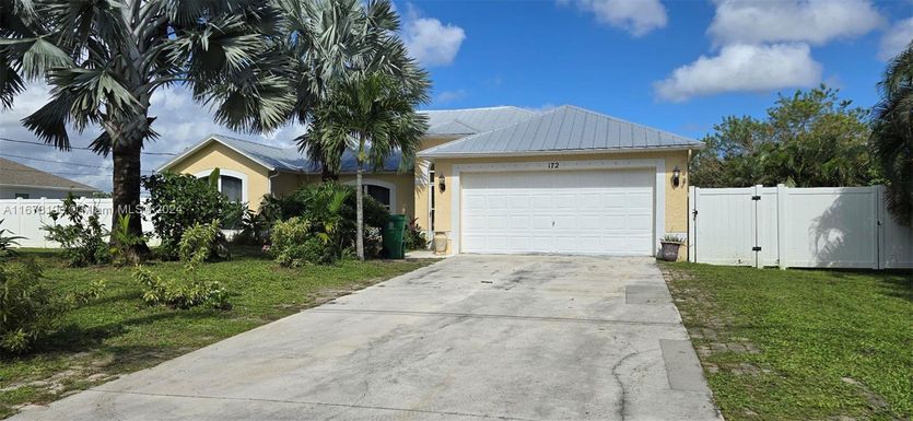 172 SW Paar Dr, Port St. Lucie FL 34953