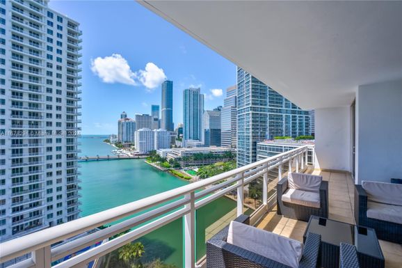 901 Brickell Key Blvd # 1703, Miami FL 33131