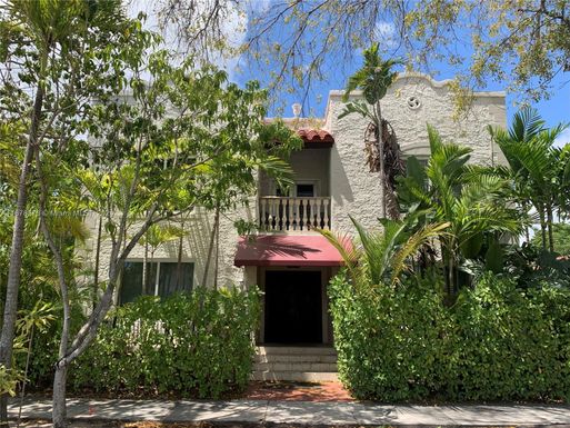 712 SW 56 AV # 2, Coral Gables FL 33134