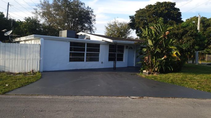 2900 N 58th Ave, Hollywood FL 33021